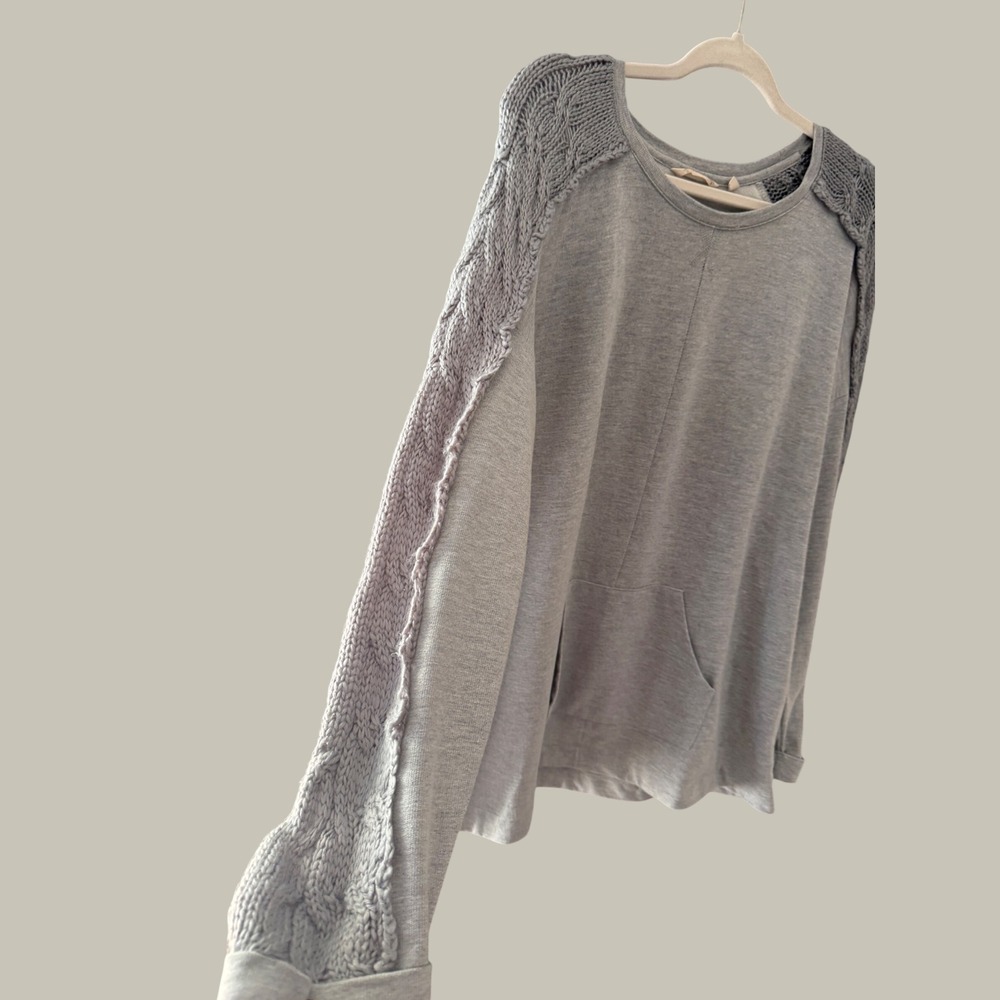 Soft Surroundings Gray Mixed Media Crochet Cable Knit Sleeve Sweatshirt L Fall